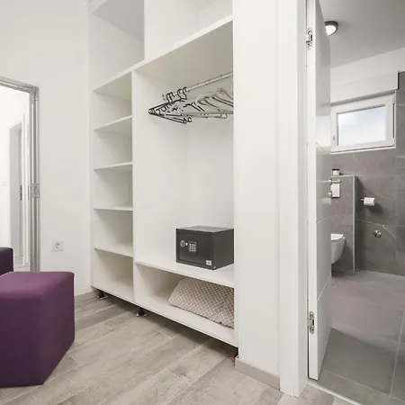 Augusta With Heated Pool