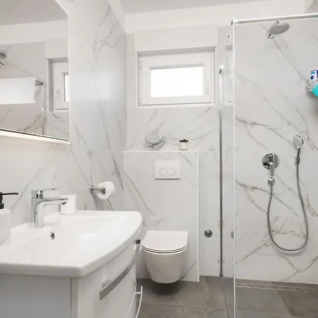 Augusta With Heated Pool * Vodice