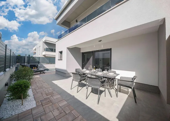 Augusta With Heated Pool Casa vacanze *