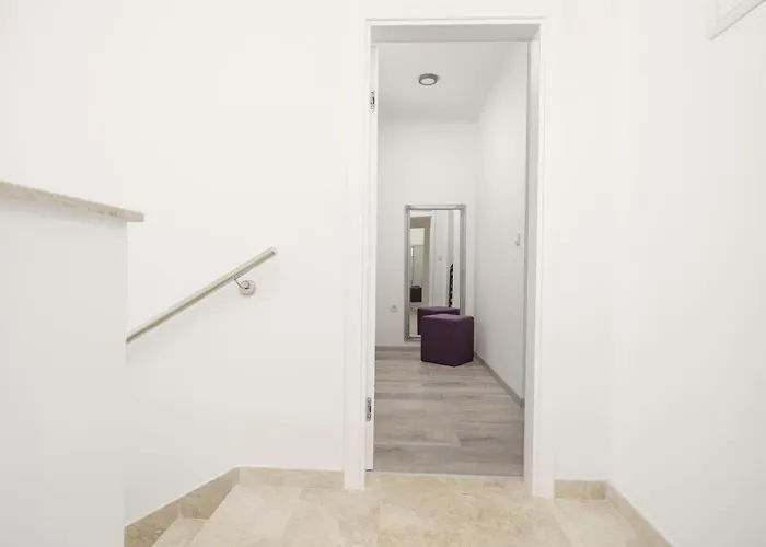 Сasa de vacaciones Augusta With Heated Pool *