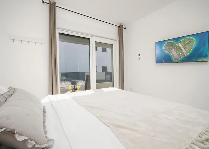 Augusta With Heated Pool Vodice