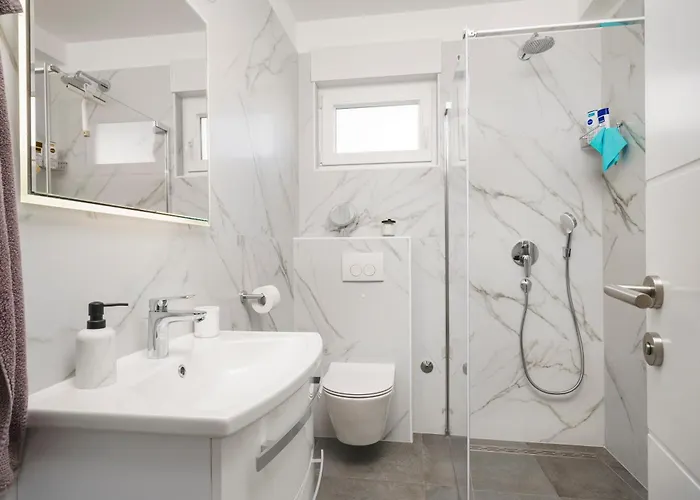 Augusta With Heated Pool * Vodice